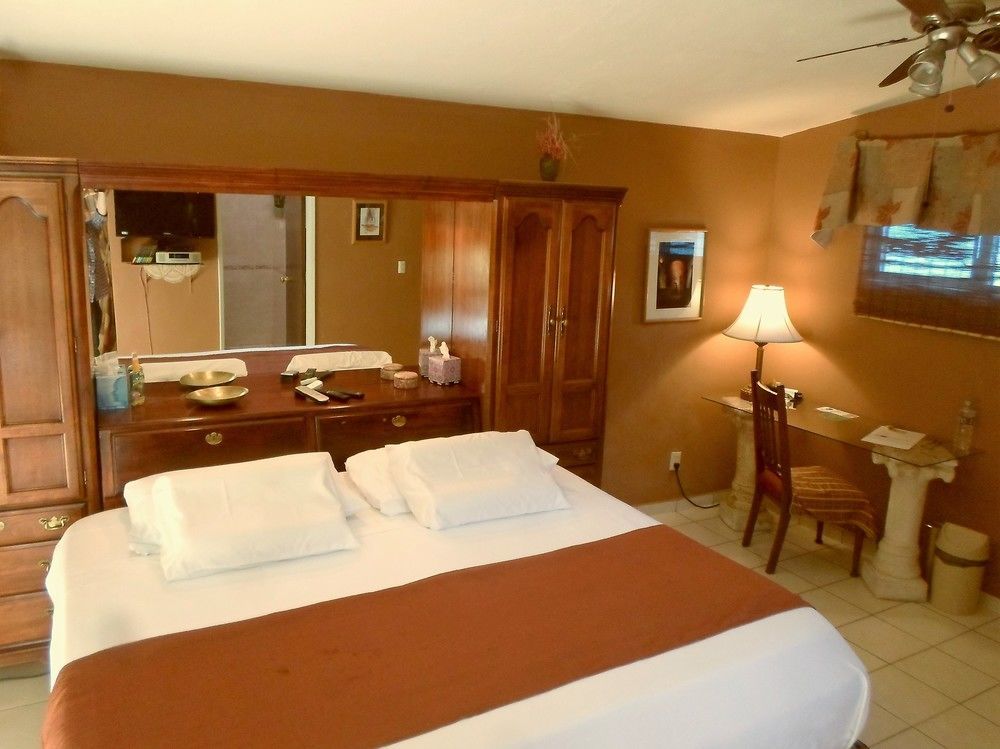 Dickinson Guest House, Guadalajara Expo Екстериор снимка